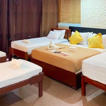 Villa Rosita Hotel Naga City By Reddoorz Exteriér fotografie