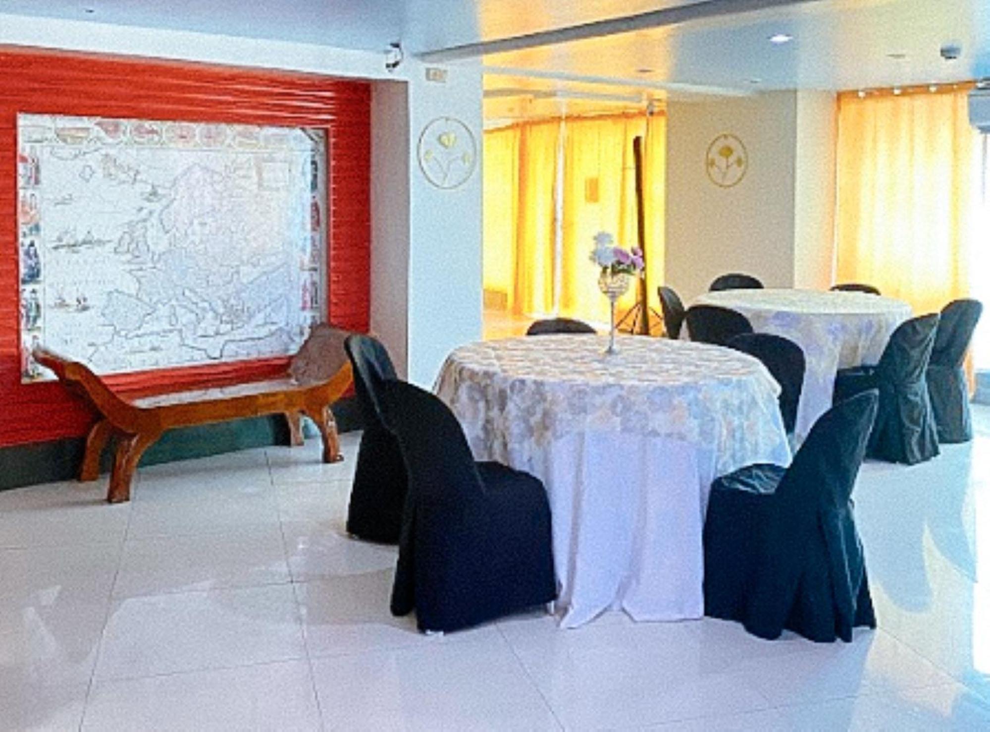 Villa Rosita Hotel Naga City By Reddoorz Exteriér fotografie